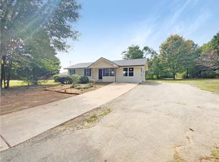 6755 Riley Rd, Cumming, GA 30028