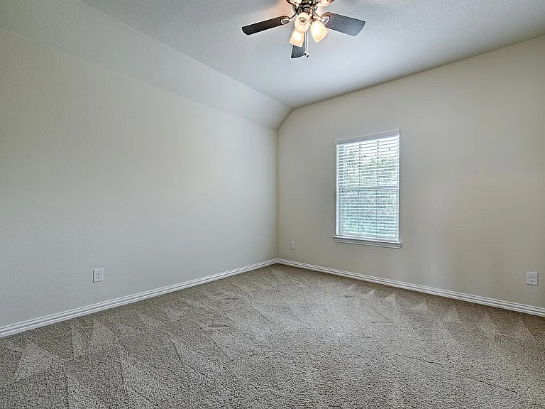 1208 Uplands Dr — Photo 28