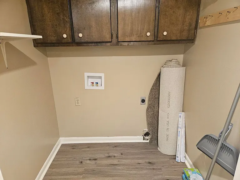 2711 Greenbriar Dr #A — Photo 18