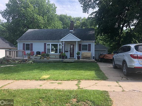 3rd image of 106 Rosenberger Ave