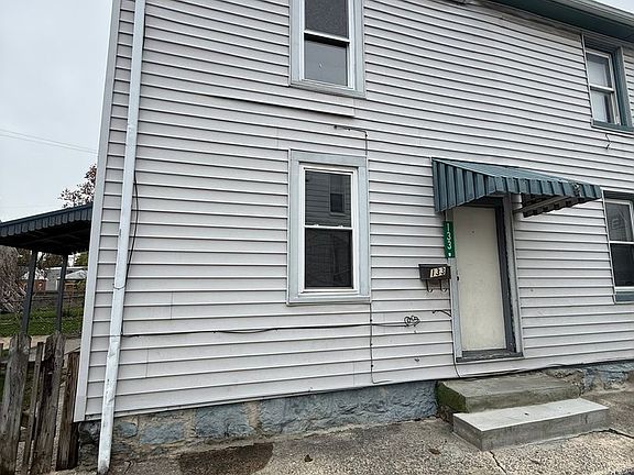 2nd image of 133 W Commerce St #R