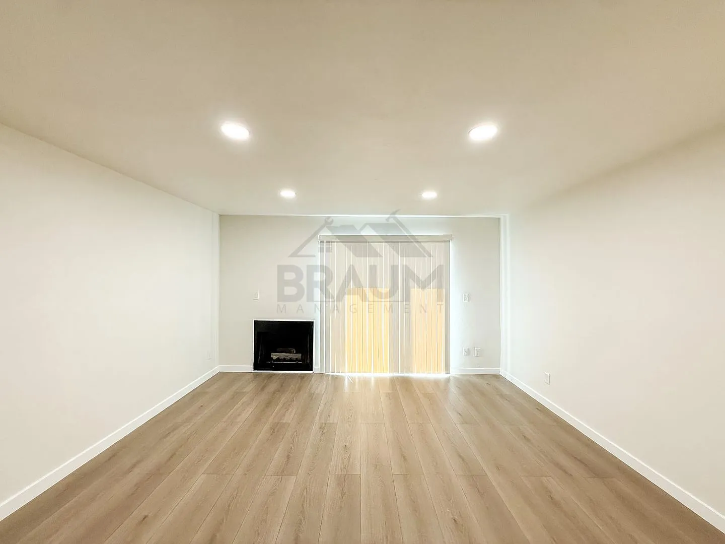 14257 FRIAR ST. — Photo 4