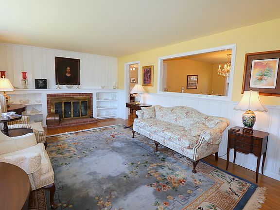 3rd image of 11 Leonard Road