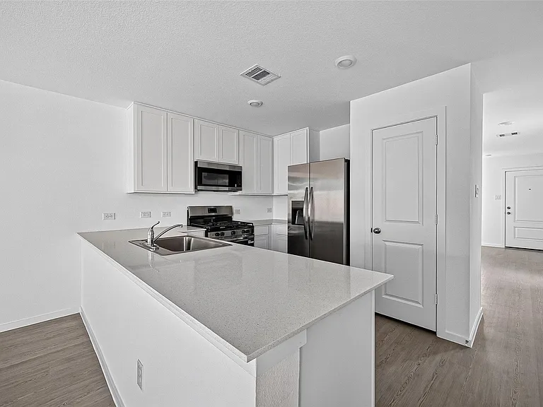 26843 Cascade Sunrise St — Photo 11