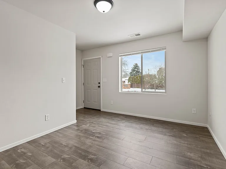7510 S Fruitvale Rd — Photo 8