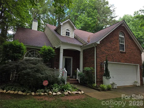 6313 Lily Pad Ct, Charlotte, NC 28262