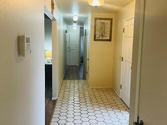 5th image of 480 Donald Dr
