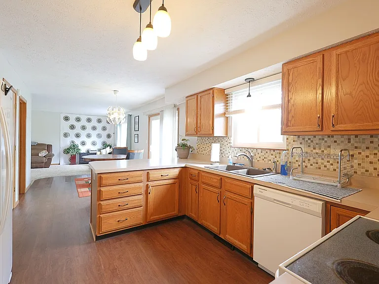 3139 Bowfield Way — Photo 11