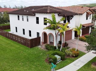 10275 NW 87th Ter, Doral, FL 33178