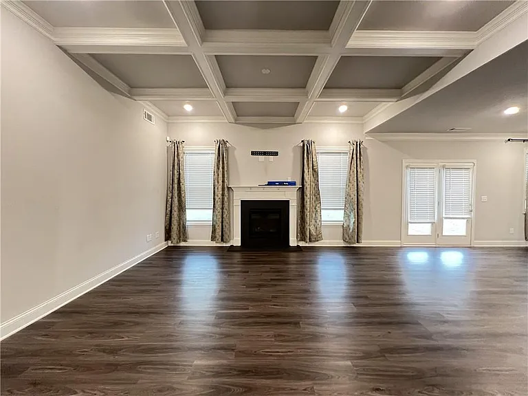 4675 Silver Oak Dr — Photo 13
