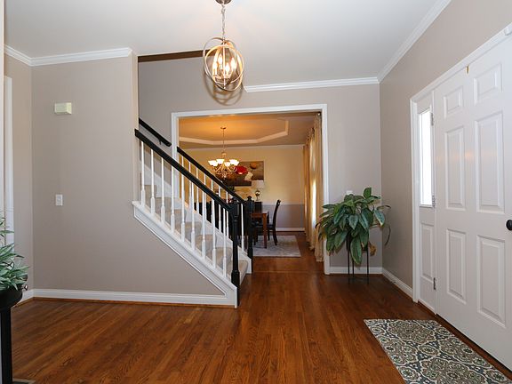 3rd image of 5804 Dantawood Ln
