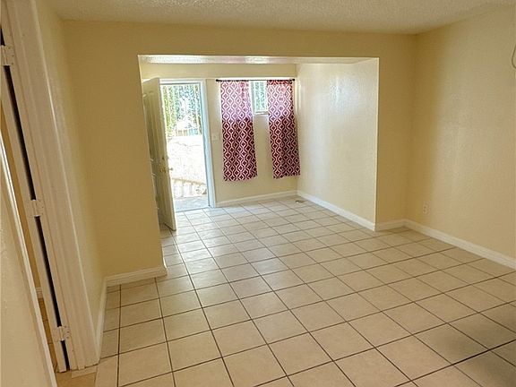 4th image of 447 N 13th St