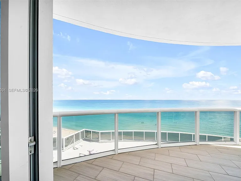16001 Collins Ave #701 — Photo 32