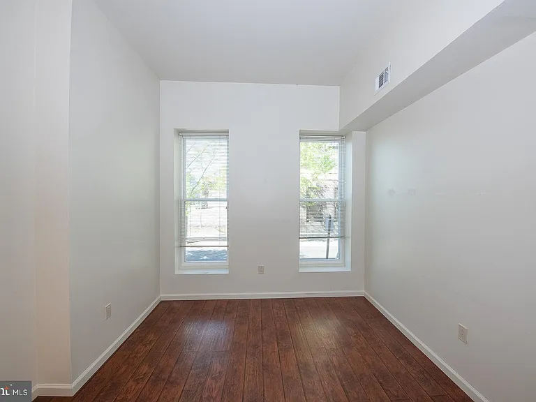1526 Mount Vernon St #1 — Photo 3
