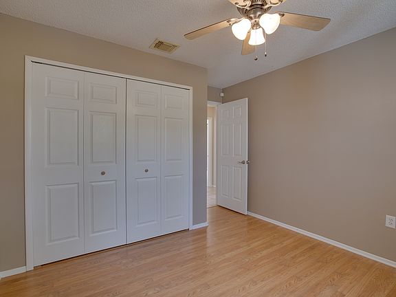 4th image of 3108 Curry Woods Cir