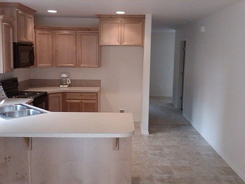 2nd image of 4305 NE 135th Ave