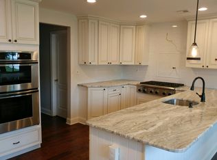 74 Stratford Dr, Manalapan, NJ 07726
