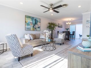 141 Yorktown Ln, Costa Mesa, CA 92626