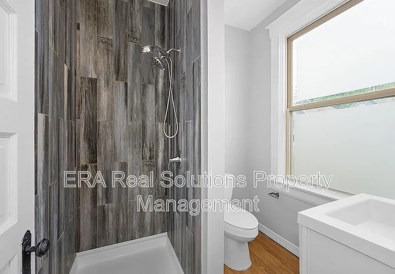 421 Dorchester Ave — Photo 29