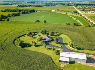 11056 Center Rd, Durand, IL 61024