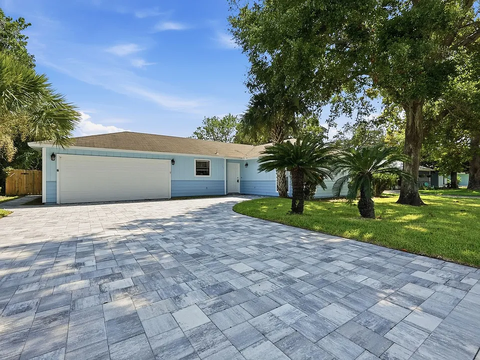 349 Primrose Cir