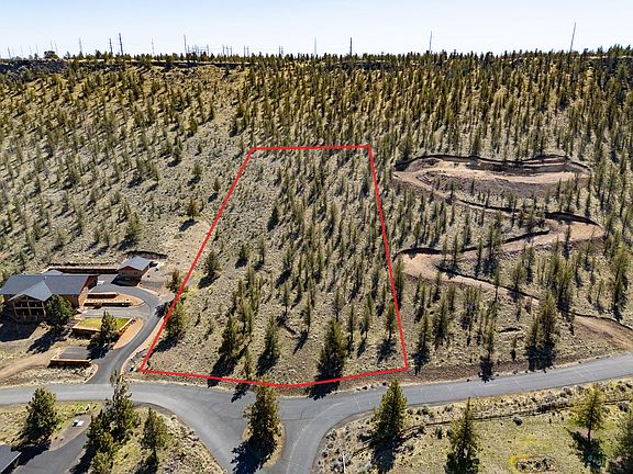 3rd image of NW Crescent Rim Pl Lot 8