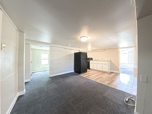 3rd image of 2938 E Euclid Ave