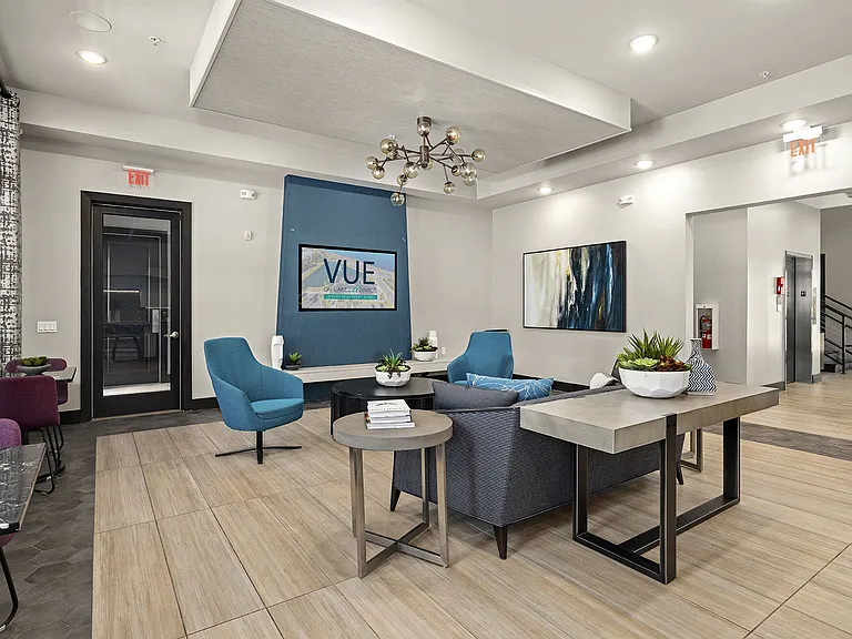 Vue on Lake Monroe — Photo 15