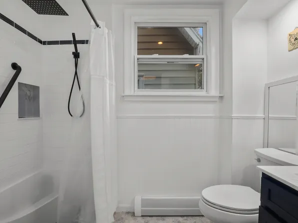 3215 Randall Avenue image 19 of 21