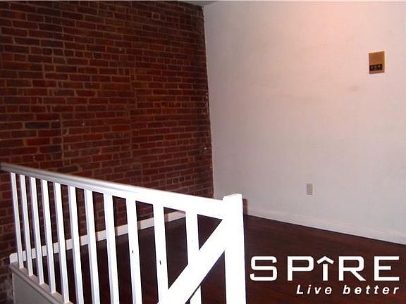 5th image of 30 W 74th St APT 4b