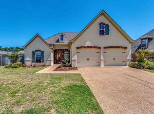 115 Mullherrin Dr, Madison, MS