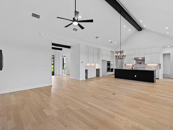 Danielle B Family Room