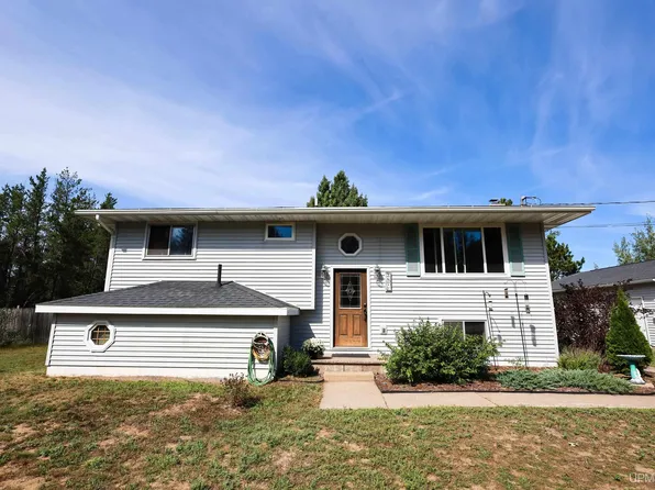 287 Kawbawgam Rd, Marquette, MI 49855