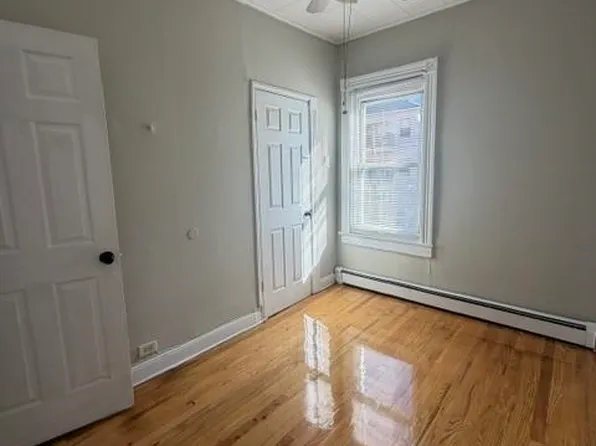 212 Plainfield Avenue image 8 of 14