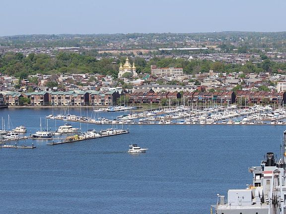 View of the city and the harbor from Silo Point.