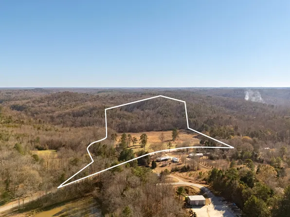 8 Fornoff Dr, Toccoa, GA 30577