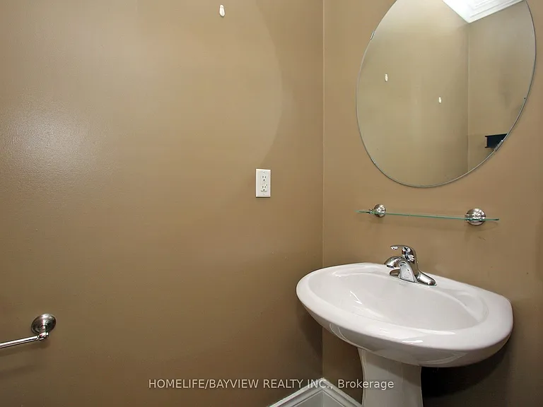 572 Country Glen Rd — Photo 3