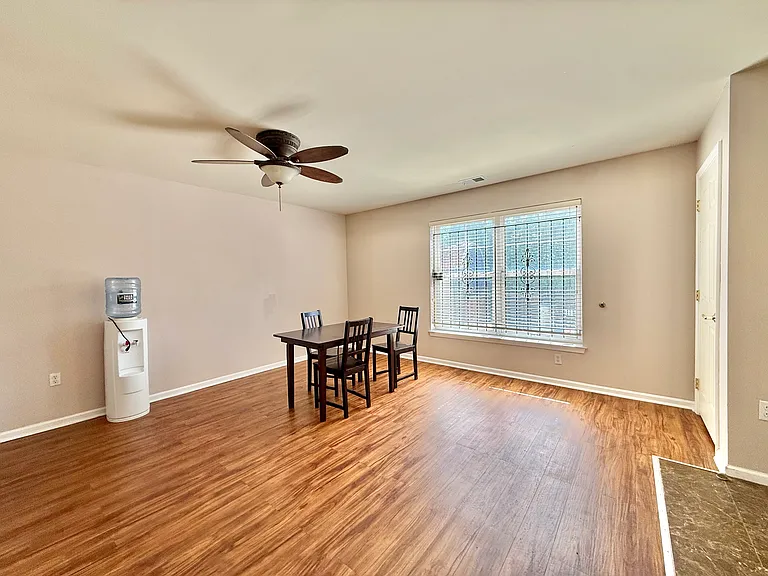 1823 S Napa St — Photo 14
