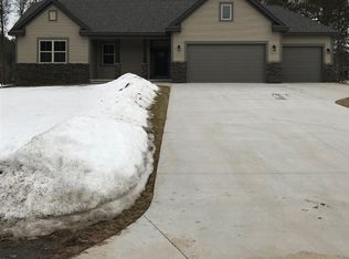 4716 Hummingbird Ln, Stevens Point, WI 54482