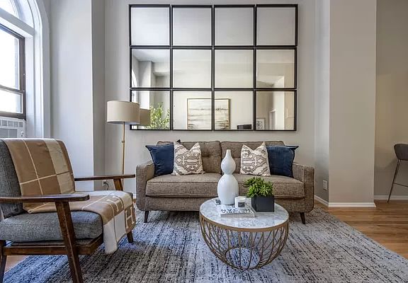 2nd image of 61 E 77th St APT 8D