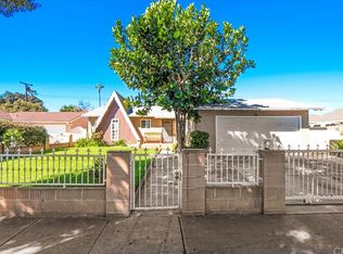 2426 S Artesia St, Santa Ana, CA 92704