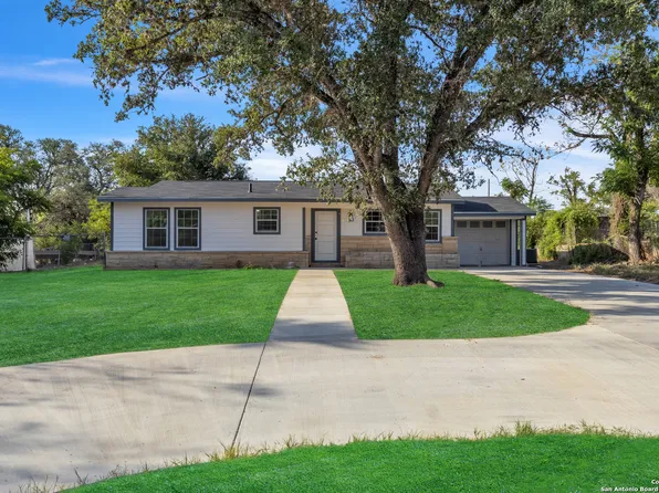 515 Bensdale, Pleasanton, TX 78064