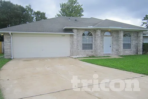 11509 Twin Oaks Trl Photo 1 11509 Twin Oaks Trl Photo 1