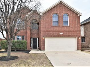 10812 Emerald Park Ln, Haslet, TX 76052