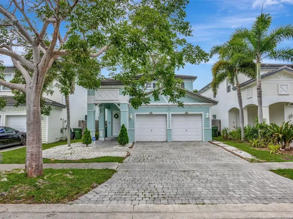 216 NE 36th Ter, Homestead, FL 33033