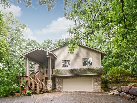 2nd image of 260 Edgewood Ln