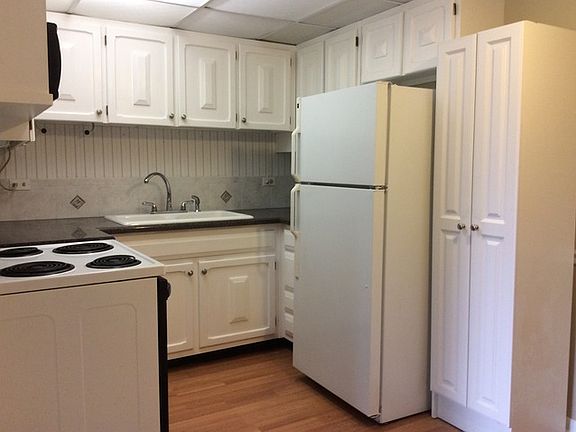 2nd image of 2800 Maple Ave APT 21B