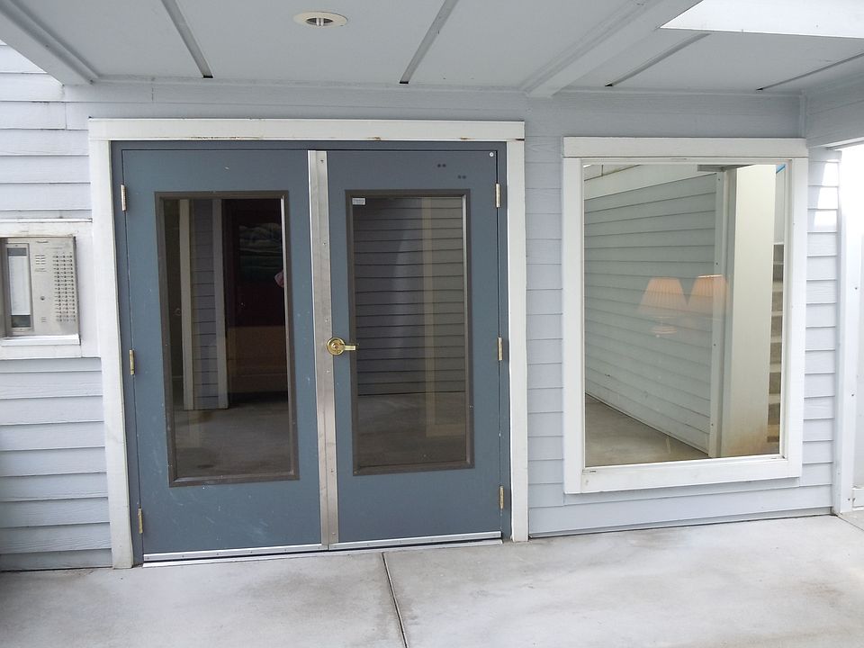 Main Lobby Entrance
