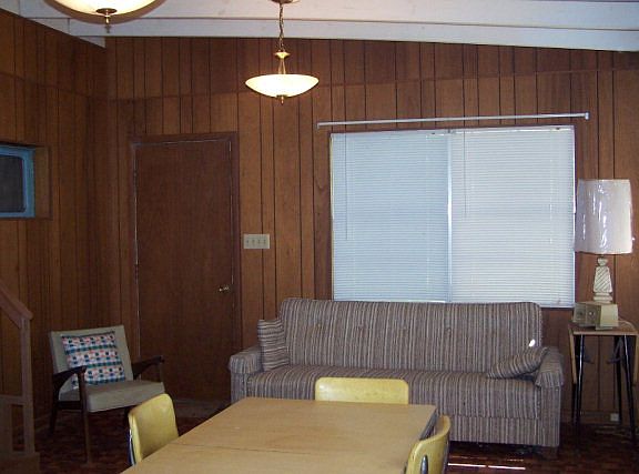 3rd image of 7873 Holly Ln