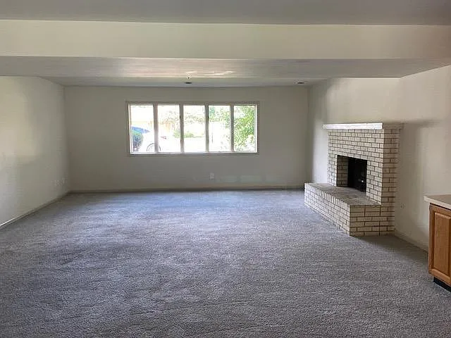 1534 E Valley Pl — Photo 17